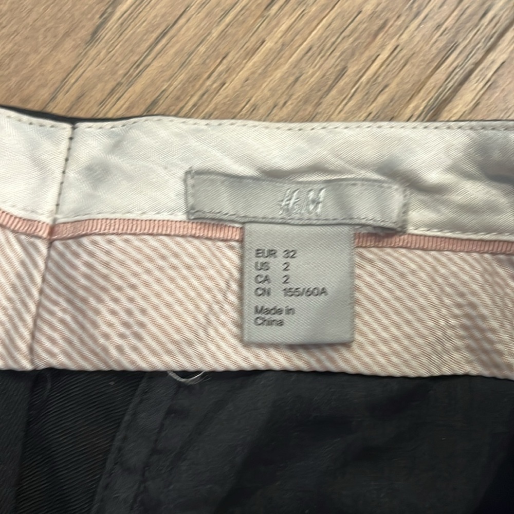H&M | mid rise full length bootcut black pants, size 2 - Picture 2 of 4